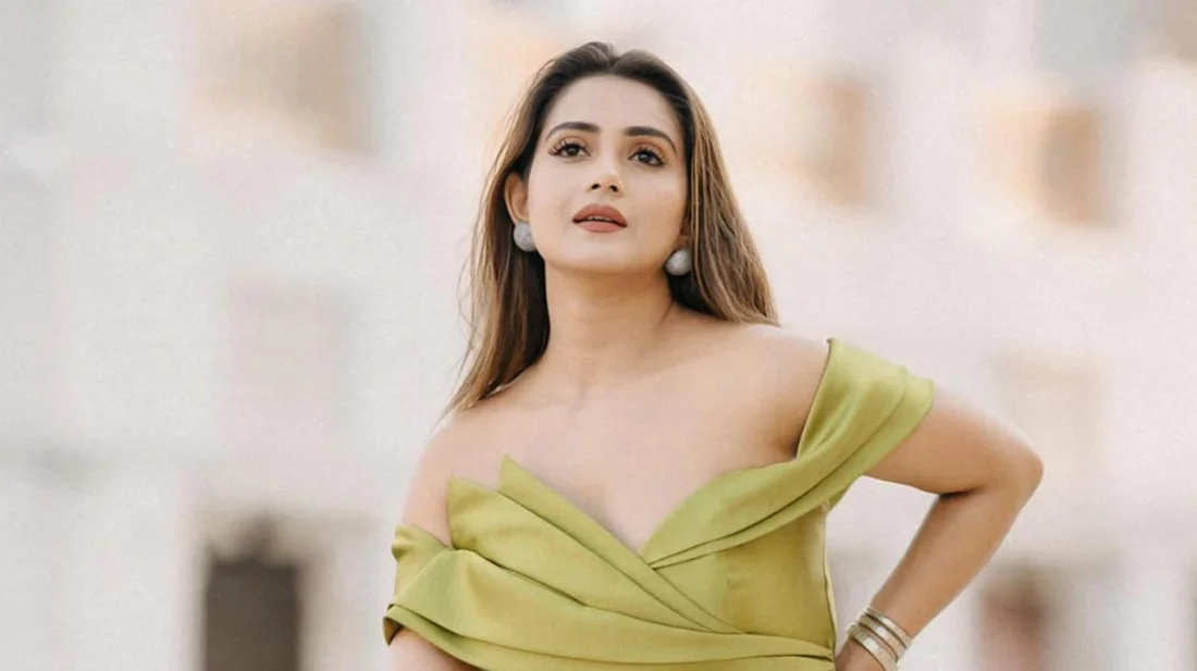সিনেমায় অনিশ্চয়তা, তিন মামলার চাপে তানজিন তিশা