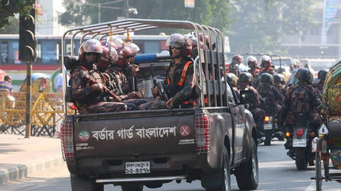 সারা দেশে ৩১৭ প্লাটুন বিজিবি মোতায়েন