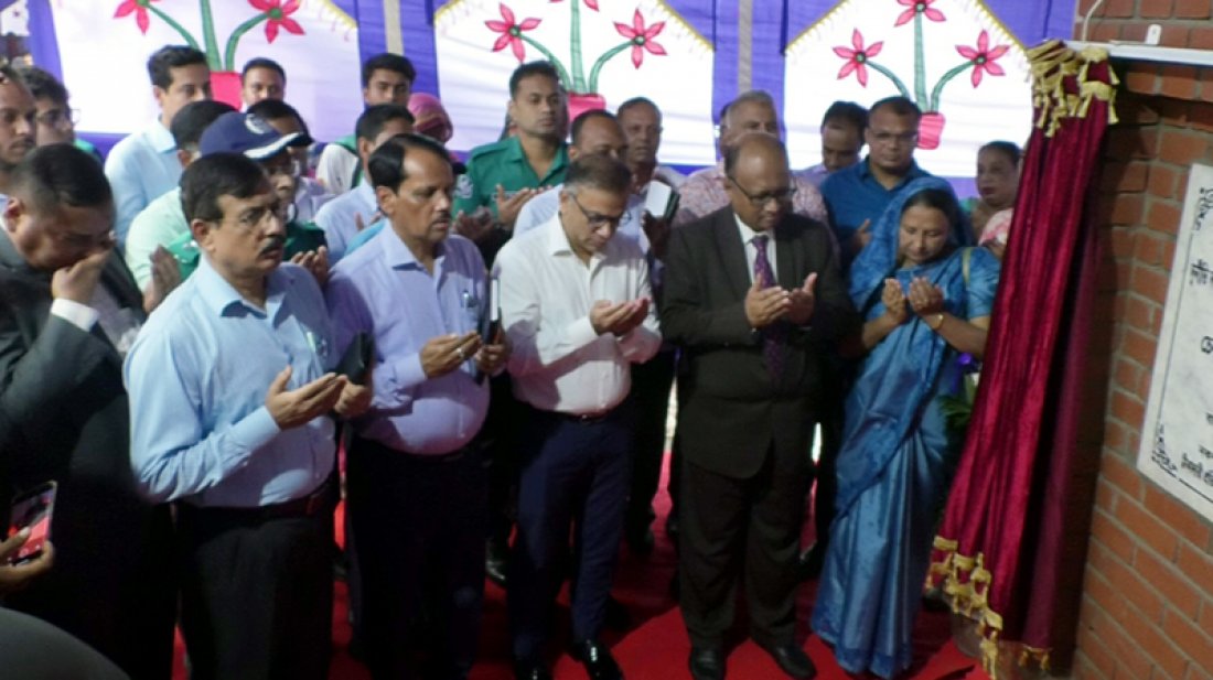 উপদেষ্টাদের কেউ দুর্নীতিতে সম্পৃক্ত হলে ড. ইউনূস ছাড় দিতে রাজি নন: দুদক চেয়ারম্যান