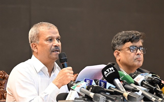 উচ্চ আদালতের এক বেঞ্চে একদিনে ৮০০ মামলায় জামিন!