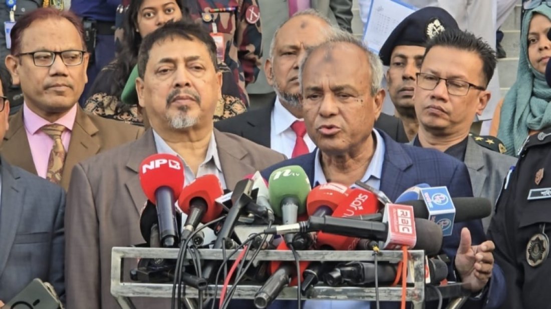 ‘মব ভায়োলেন্স’ বলতে কিছু নেই, নির্বাচন শান্তিপূর্ণভাবে হবে: স্বরাষ্ট্র উপদেষ্টা