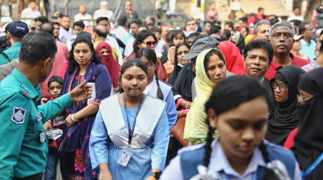 একাদশে ভর্তির দ্বিতীয় ধাপে আবেদন ২৭ সেপ্টেম্বর থেকে